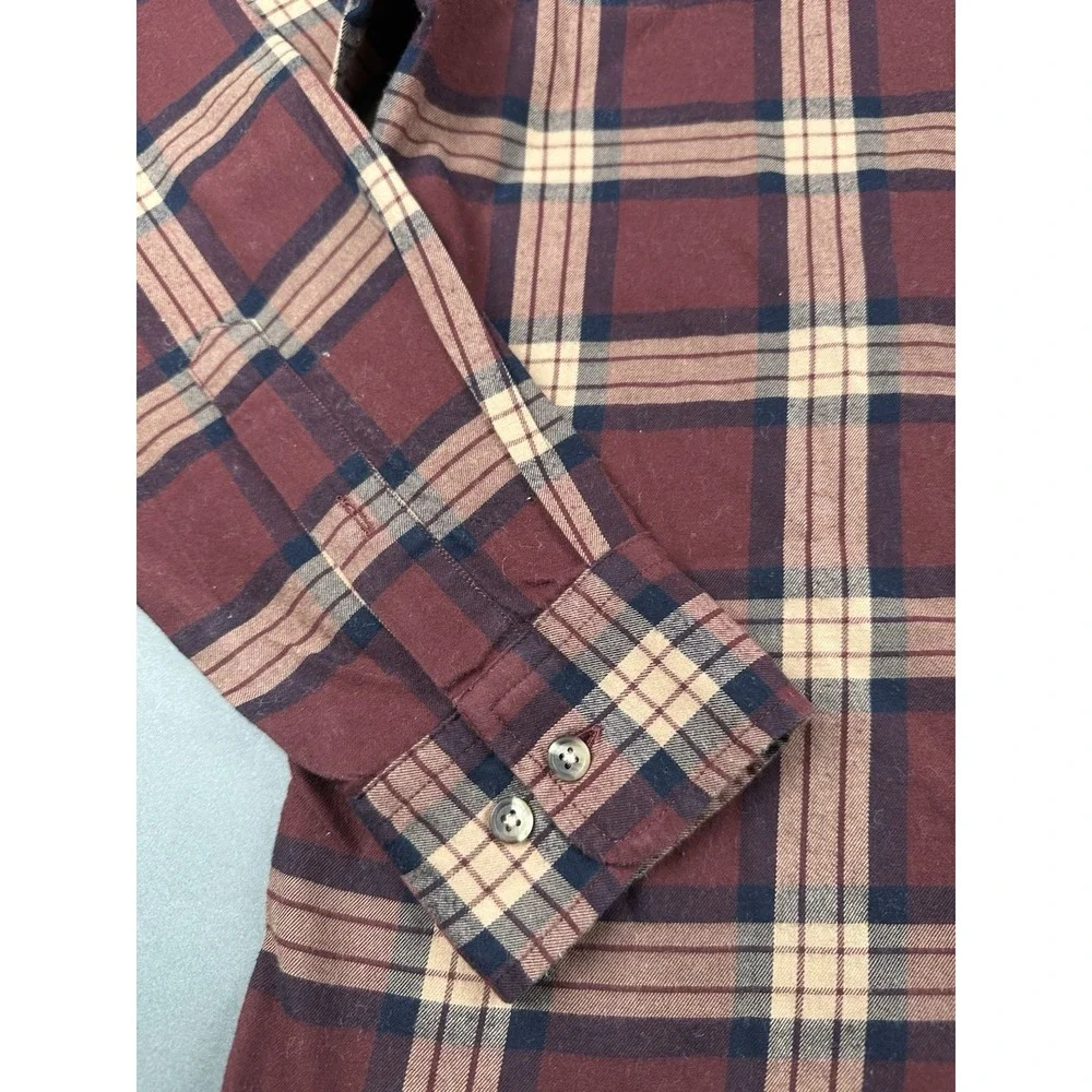 Banana Republic Men's Plaid Untucked Fit Shirt‎ Size Large Long Sleeve Button Up